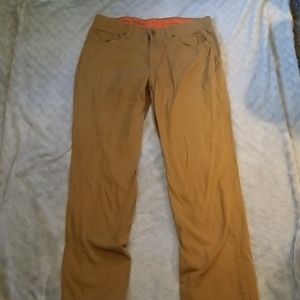 Urban pipeline Chinos